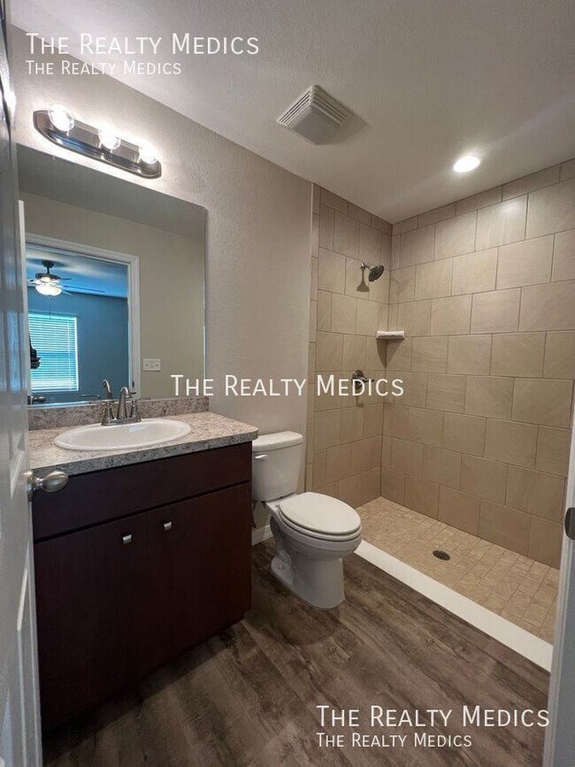 Building Photo - 14635 SW 25th Terrace