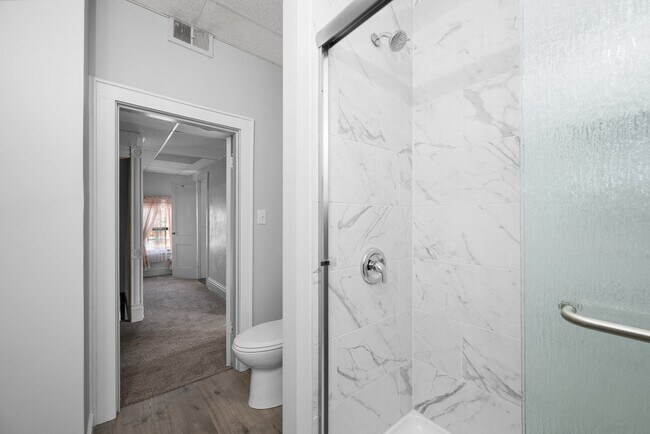 Building Photo - 1703 N Brady St