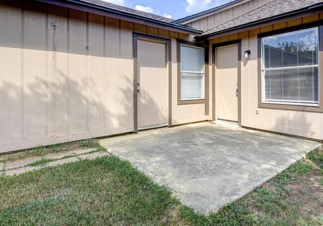 Building Photo - 8122 West Gate Blvd