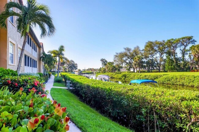 Building Photo - 2313 Jessie Harbor Dr