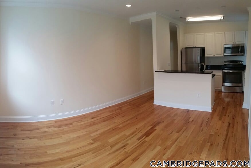 Building Photo - 3 Chauncy St