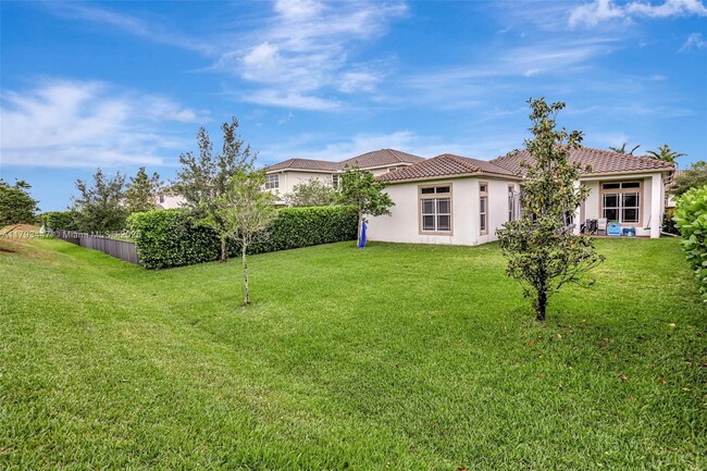 Building Photo - 8840 S Miralago Way