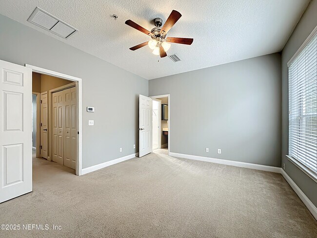 Building Photo - 4590 Capital Dome Dr