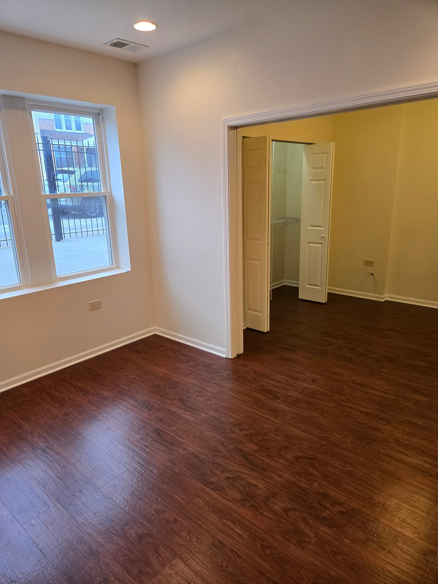 Building Photo - 2819 N Kedzie Ave