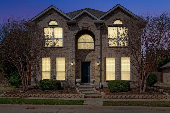 Building Photo - 5932 Desperado Dr