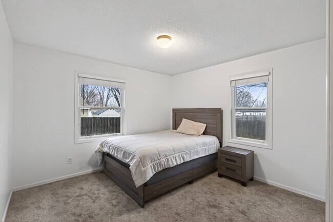 Building Photo - 8225 2nd Ave S