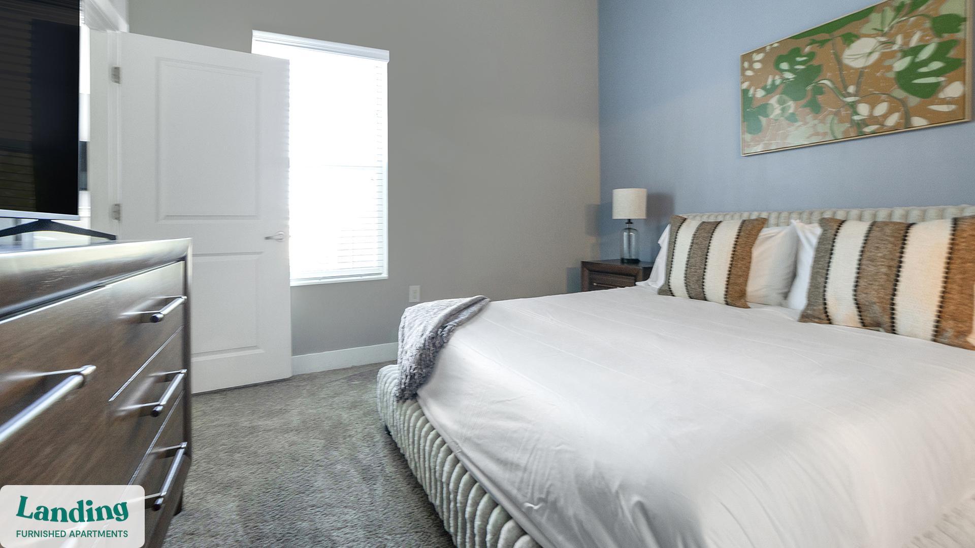 Building Photo - 41 E 9th Ave