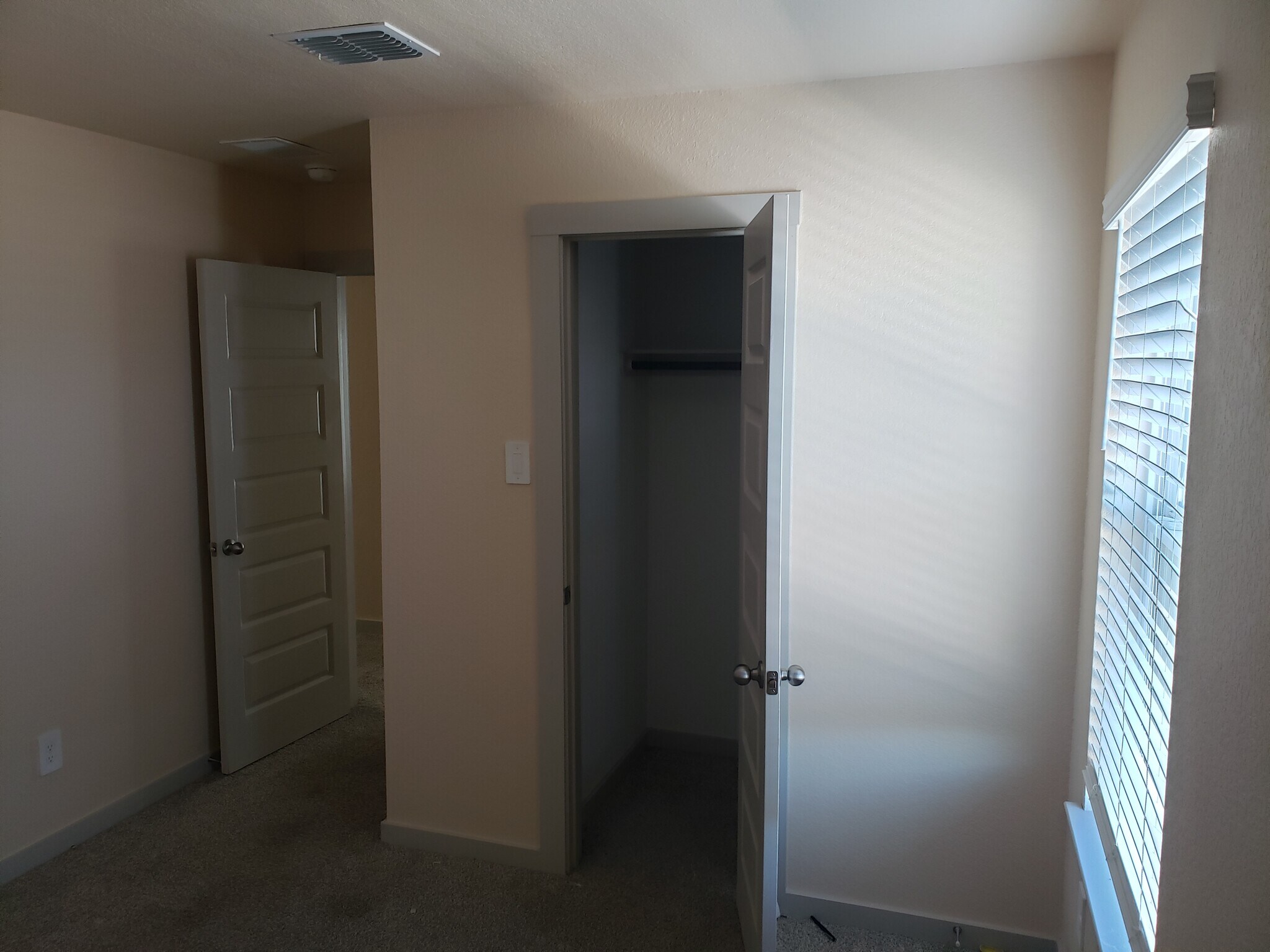 Building Photo - 14431 Sweet Water Dr