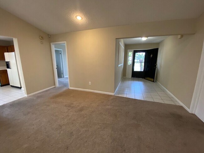 Building Photo - 7646 Hilsdale Harbor Ct