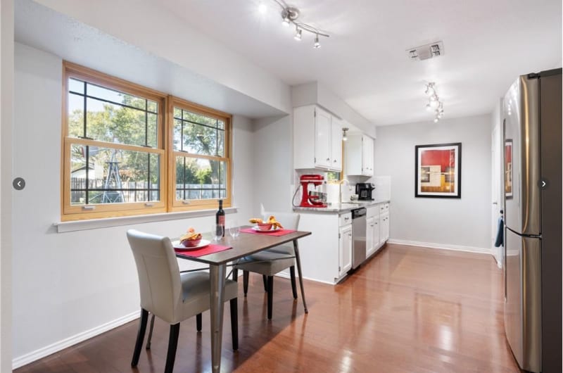 Building Photo - 2505 Lazy Oaks Dr