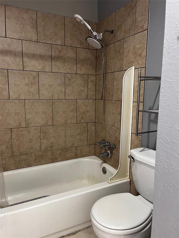 Building Photo - 12500 Sandpiper Dr