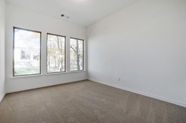 Building Photo - 4732 Mission Ct