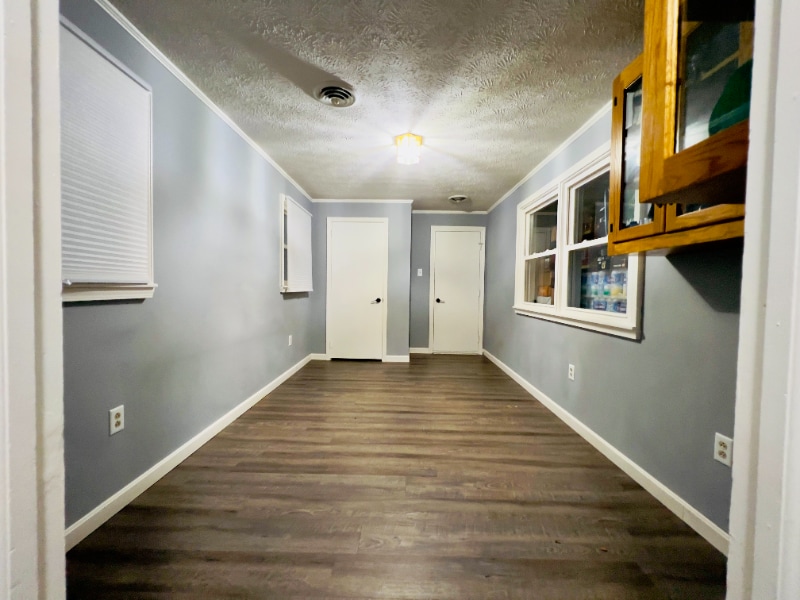 Building Photo - 12 Davidson Ave