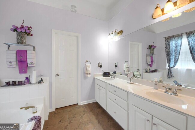 Building Photo - 3492 Heatherwood Ct