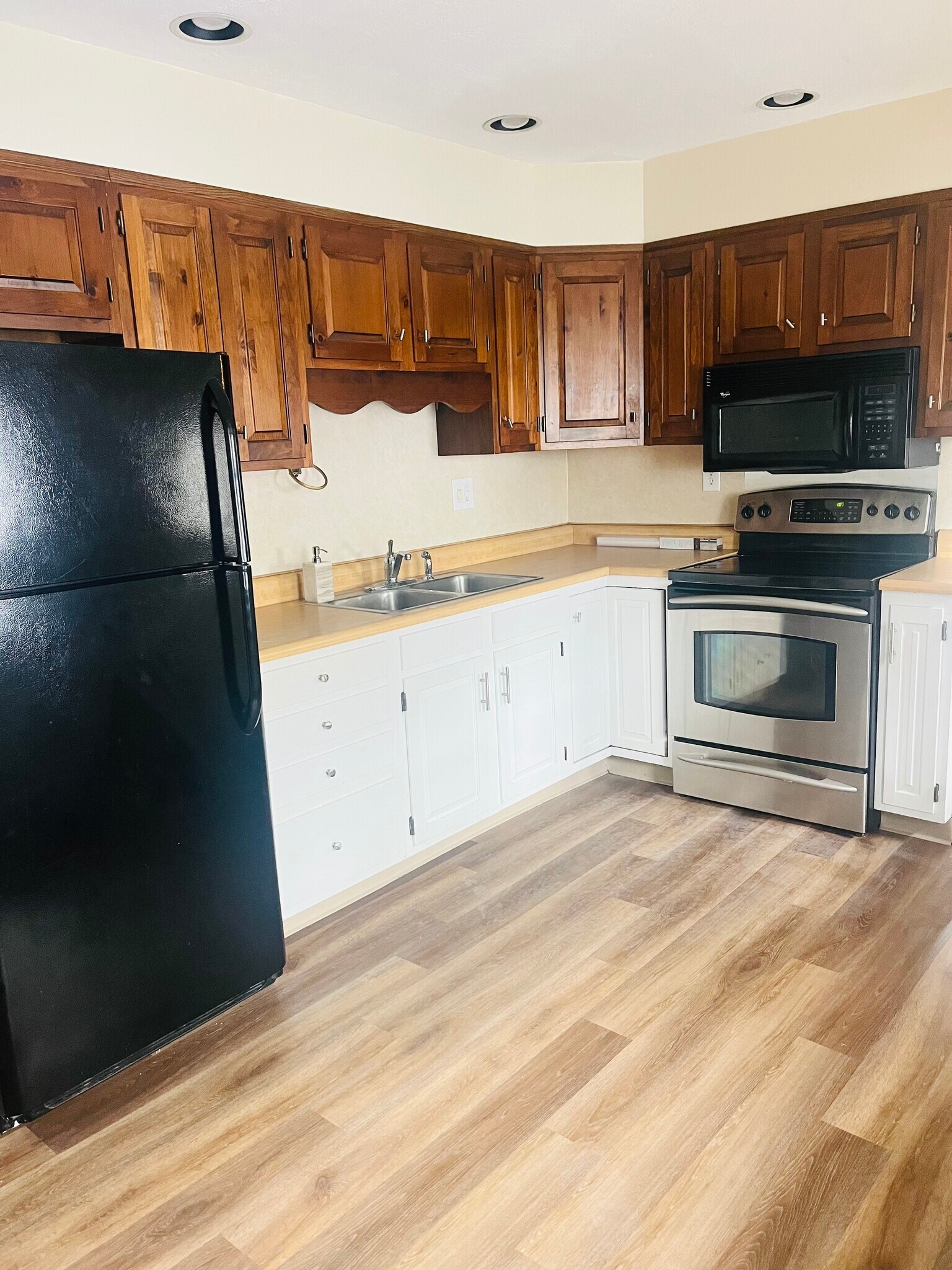 Building Photo - 9 Mount Vernon St