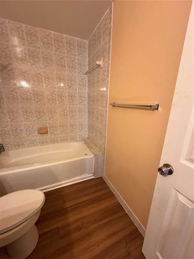 Building Photo - 3410 Java Plum Ave