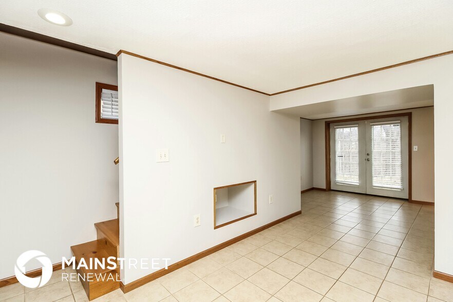 Building Photo - 201 S Ellison Way