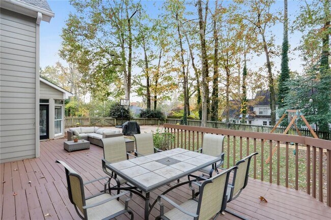 Building Photo - 3520 Billingsley Dr
