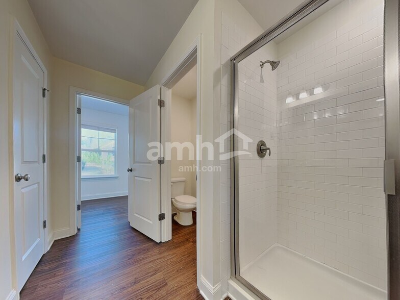 Building Photo - 2496 Napa Valley Dr