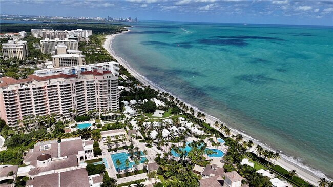 Building Photo - 791 Crandon Blvd