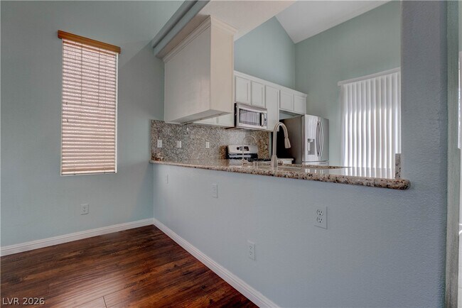 Building Photo - 5999 Quiet Glow Ave