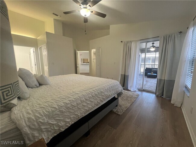 Building Photo - 3740 Fieldstone Blvd