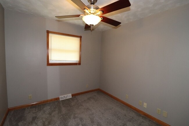 Building Photo - Spacious Home for rent!