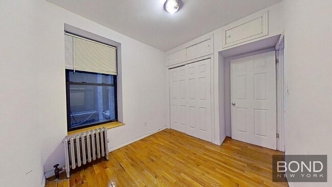 Building Photo - 104 Second Avenue