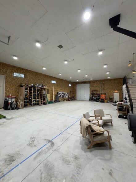 Building Photo - 2809 Casberg-Burroughs