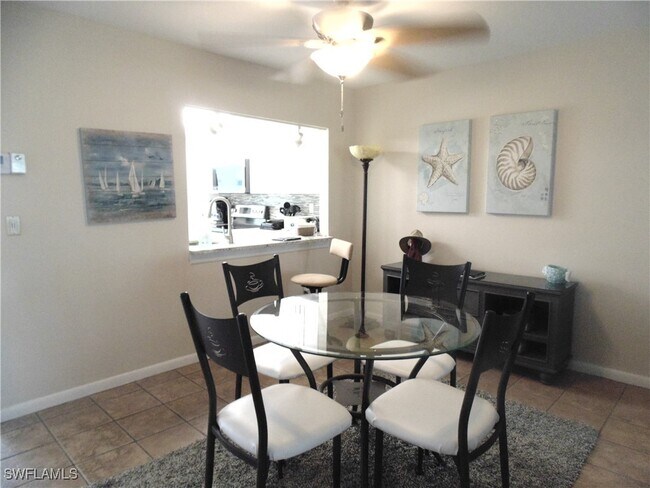 Building Photo - 5445 Peppertree Dr