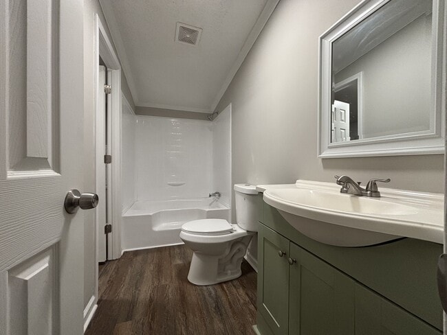 Building Photo - 1100 Big Sandy Creek Ln