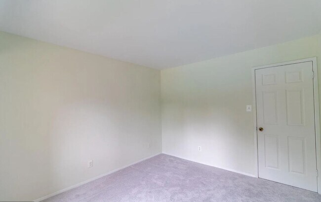 2nd bedroom - 12730 Veirs Mill Rd