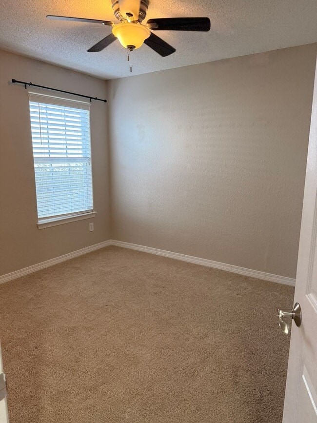 Building Photo - 3606 Bay Tree Rd