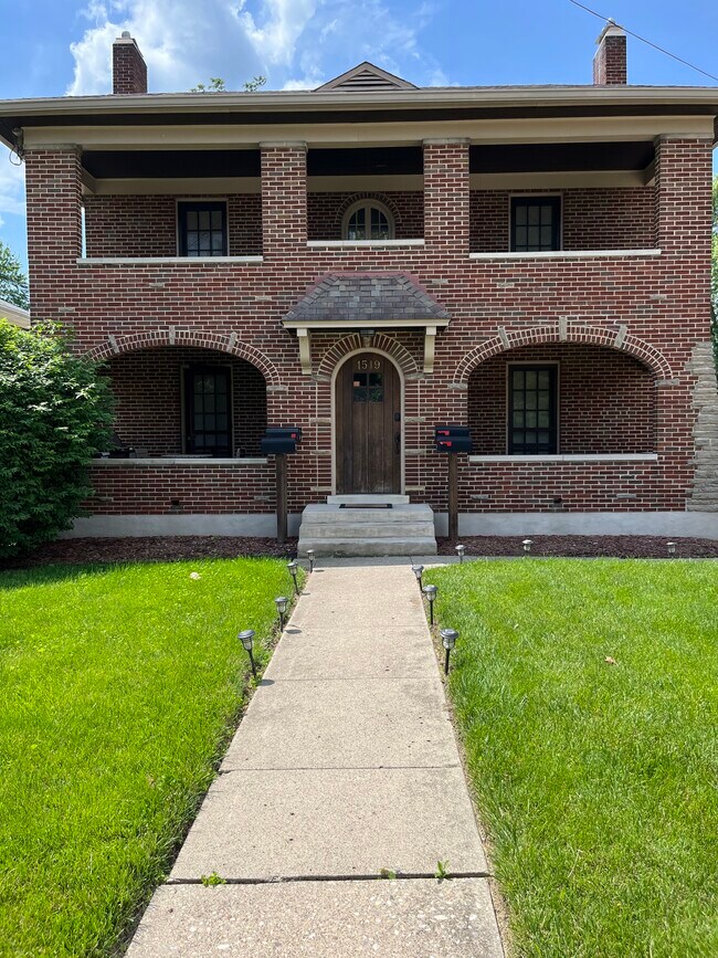 1519 W North Bend Rd 1519 W North Bend Rd Cincinnati OH 45224