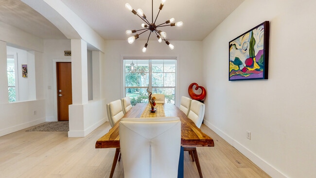 Building Photo - 1027 Saltwater Cir