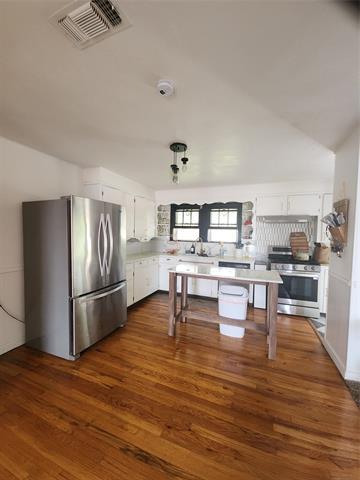 Building Photo - 440 S Main St