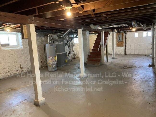Building Photo - 4144 College Ave