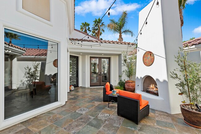 Building Photo - 79315 Mandarina