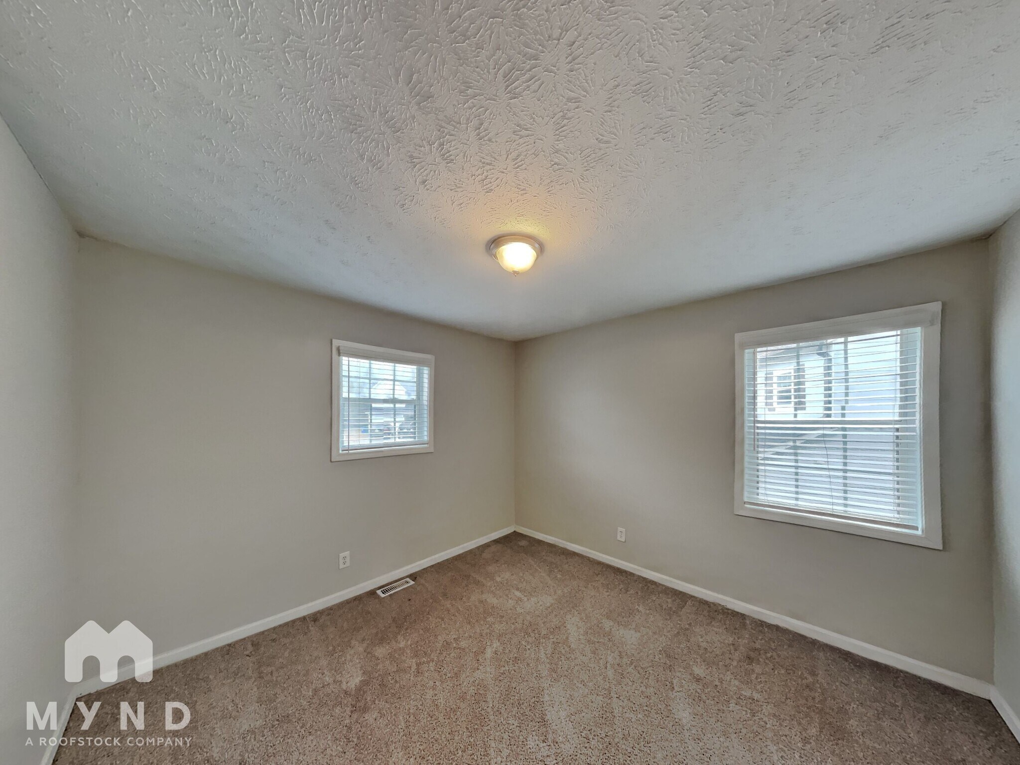 Building Photo - 5491 Orchard Ct