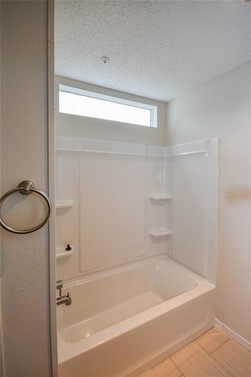 Building Photo - 9262 Westwood Village Dr