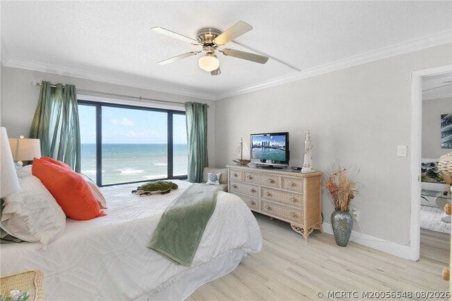 Building Photo - 10310 S Ocean Dr