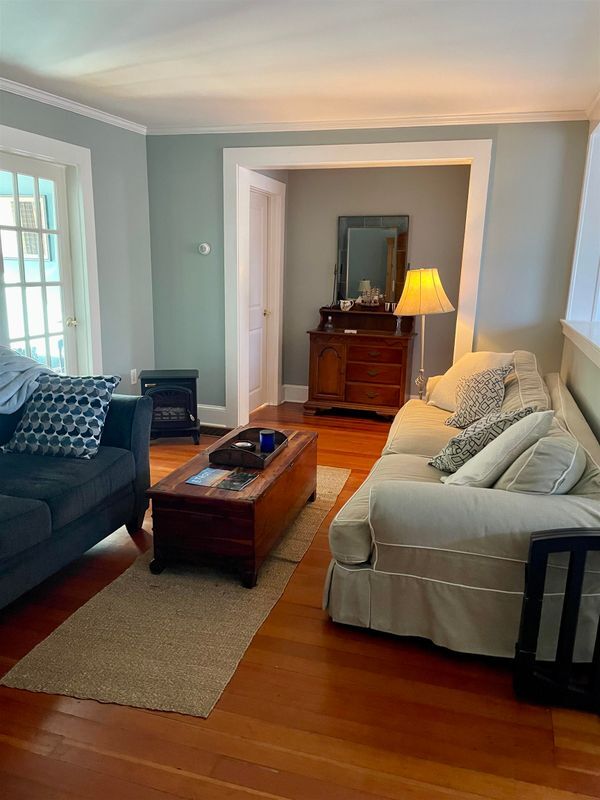 Building Photo - 470 Washington