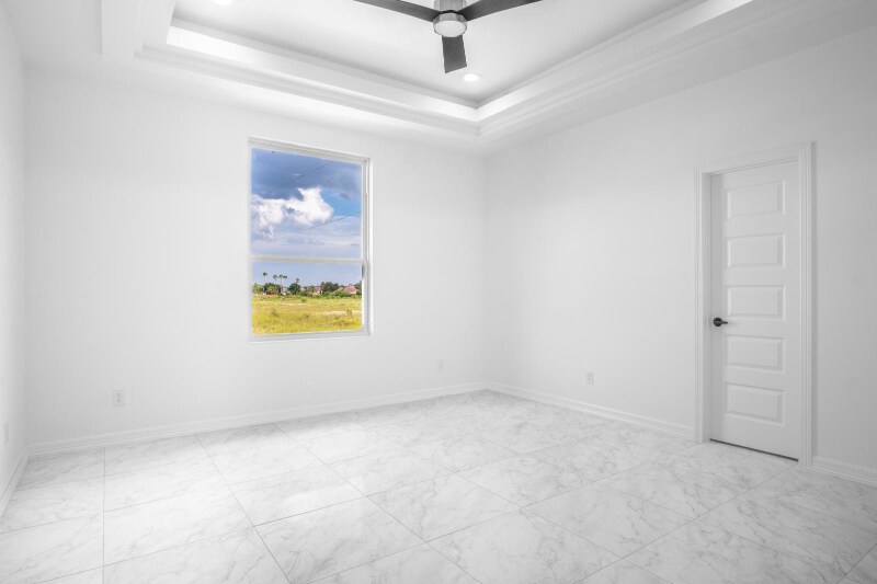 Building Photo - 2701 Harmony St