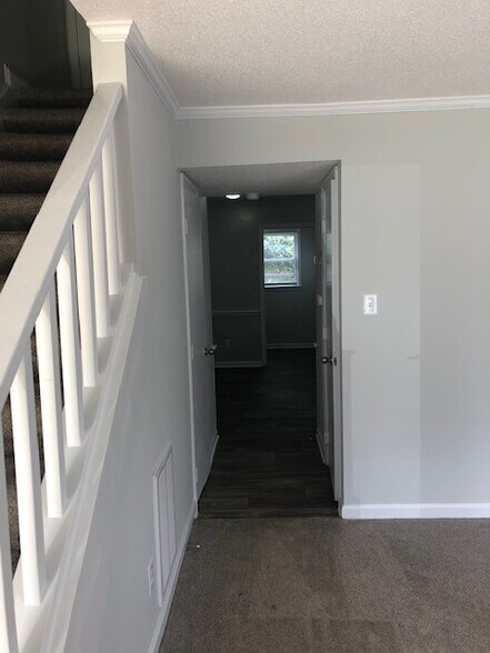 Building Photo - 4413 Graceland Ct