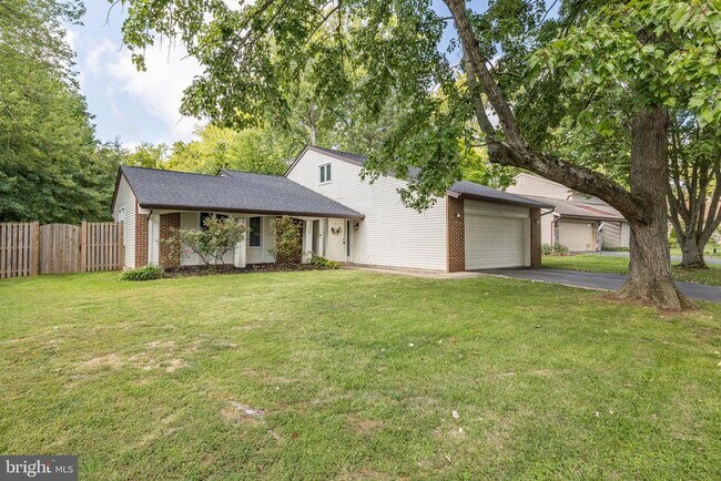 Building Photo - 126 Hopeland Ln