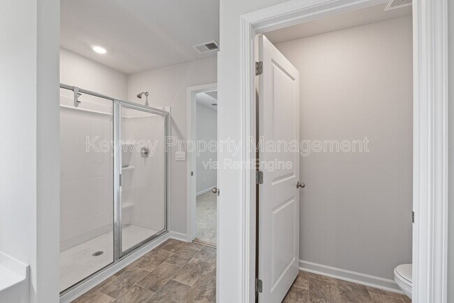 Building Photo - 1429 Deer Hollow Run