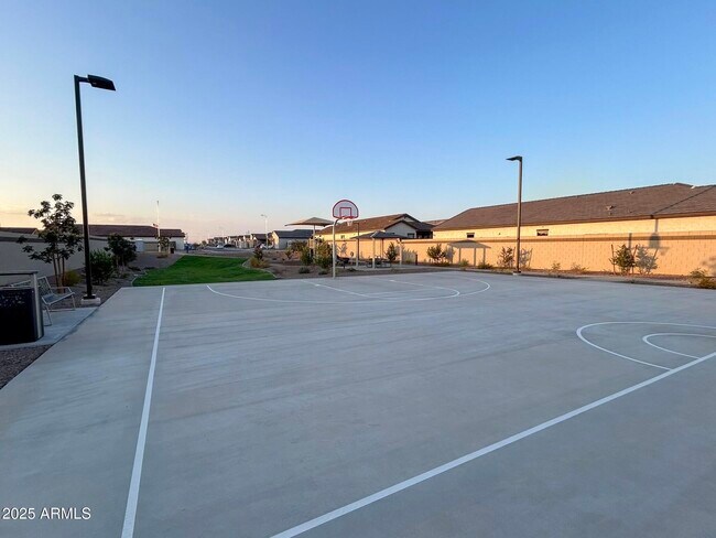 Building Photo - 7916 W Sands Rd