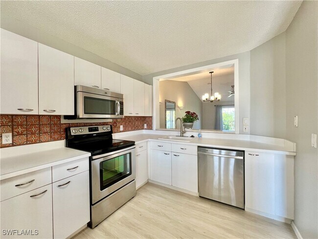 Building Photo - 7749 Jewel Ln