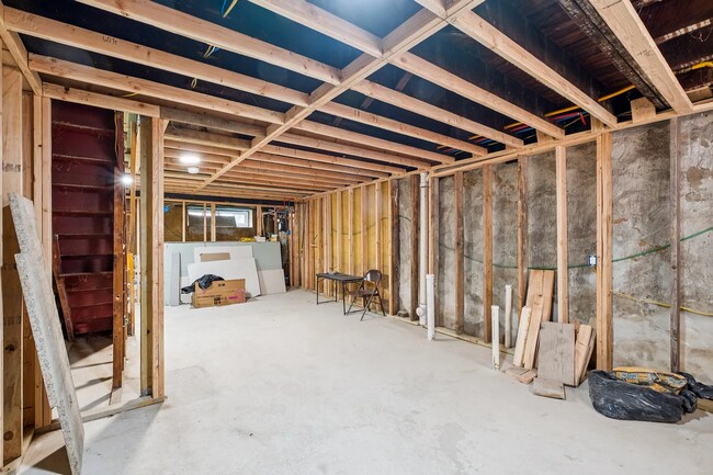 Building Photo - Stylishly Renovated 3-Bedroom Home with Private Patio in Grays Ferry — Accepting ALL PHA voucher ...