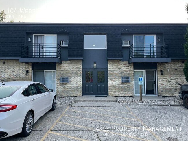 Building Photo - 104 Weber St
